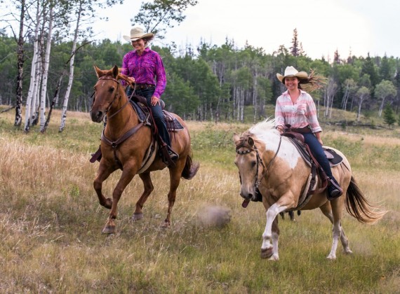 Horseback riding at Siwash Lake